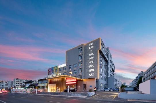 hotel overview picture