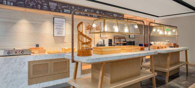 凯里亚德酒店(天津火车站天津之眼店)图片