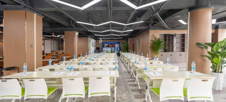 艺选酒店(张掖钟鼓楼西站店)图片