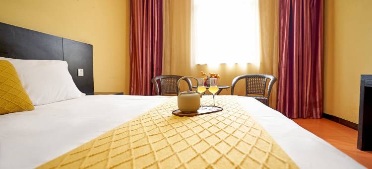 乐8连锁酒店(蚌埠火车站店)图片