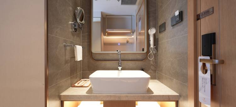 维也纳酒店(延吉延边大学网红墙店)图片