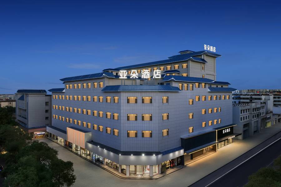 酒泉鼓樓西漢勝蹟亞朵酒店