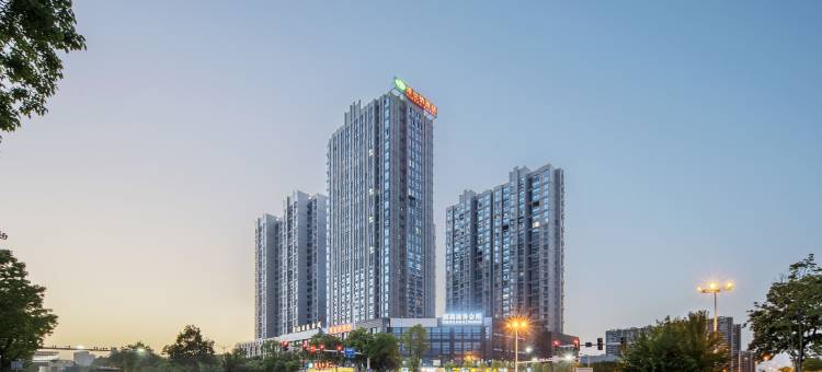 维也纳酒店(岳阳东站奥体中心店)图片