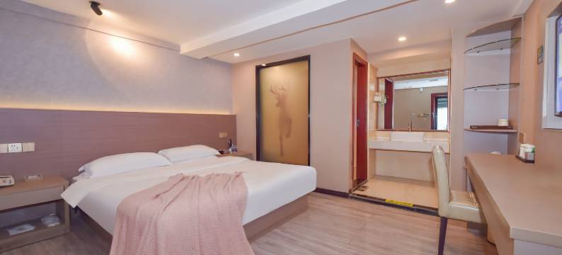 YiT·翊庭轻奢影院酒店(观山湖会展城金融城店)图片