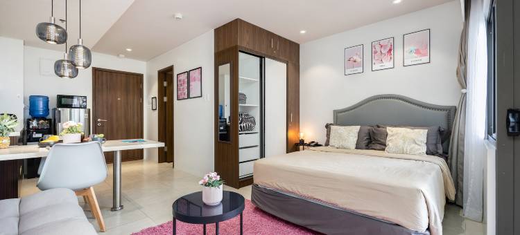Chic Cozy Studio at Tambuli Residences Ocean View by Dominik Studio with Pool Balcony in Mactan图片