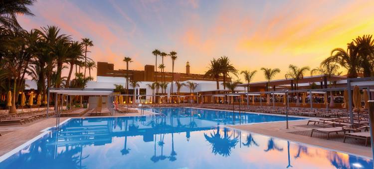 里乌宫殿绿洲酒店(Hotel Riu Palace Oasis)图片