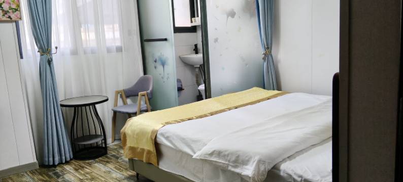 万源市钟意宾馆图片