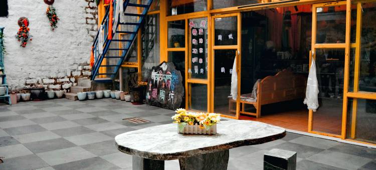 拉萨藏陶坊客栈(大昭寺八廓街店)图片