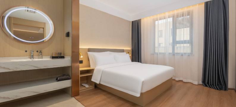 艺龙安云酒店(安阳龙安万达广场店)图片