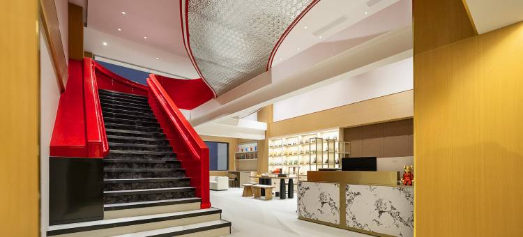 西双版纳景洪铂瑞·蒙德里安设计师酒店(告庄星光夜市店)图片