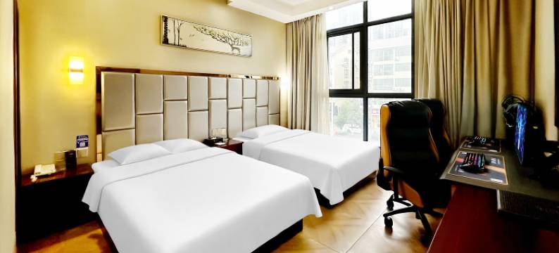 亚信电竞酒店(浏阳长兴湖南湖公园店)图片