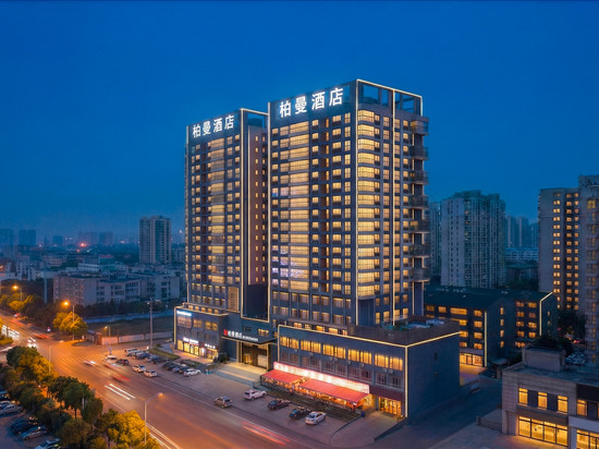 柏曼酒店(成都温江光华公园地铁站店)