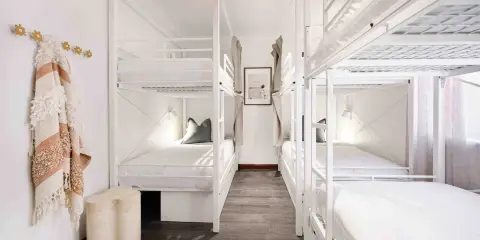 利特爾德里夫特莎莉山酒店