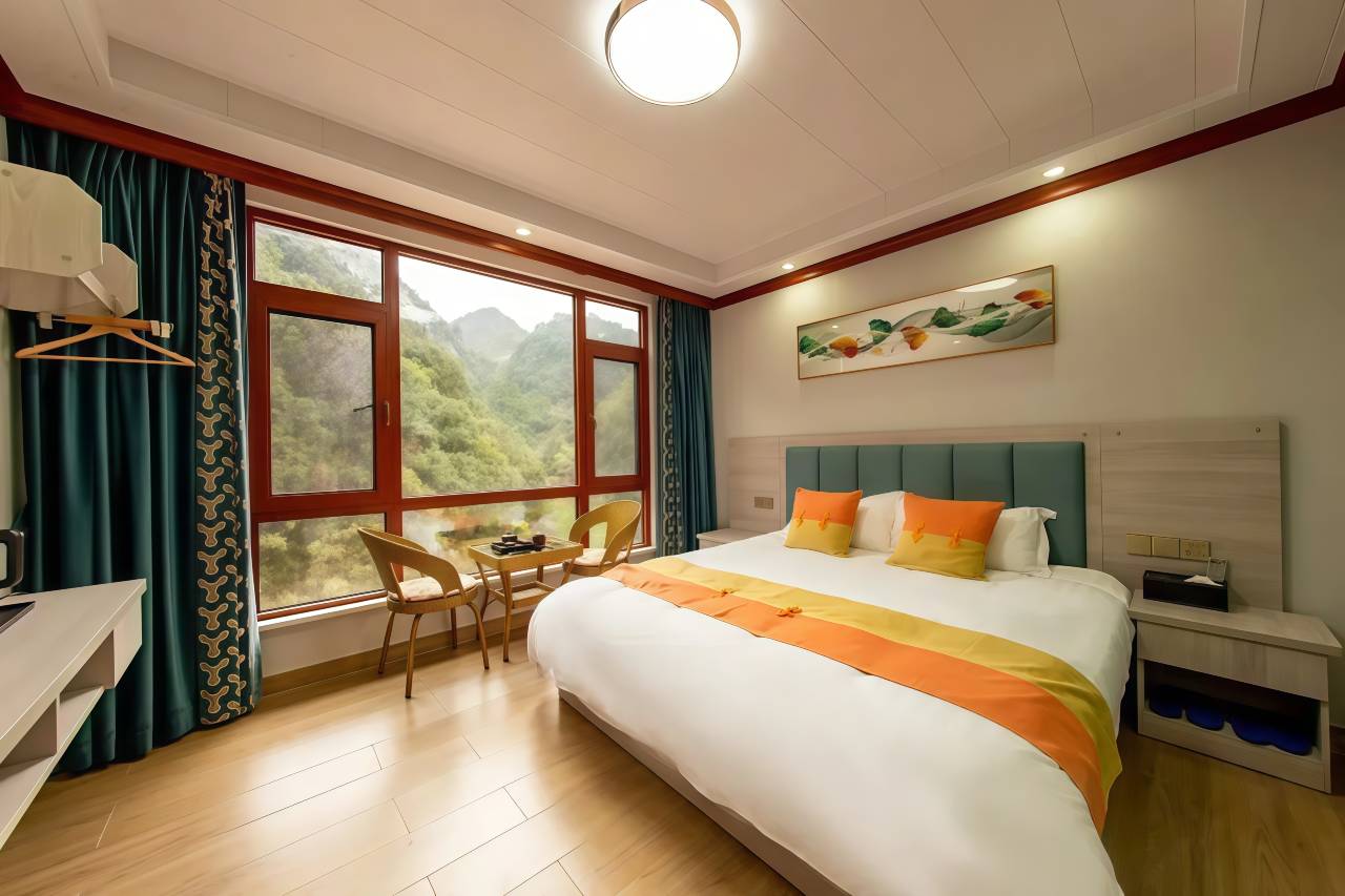 三清山老乡亲民宿(三清山金沙索道店)