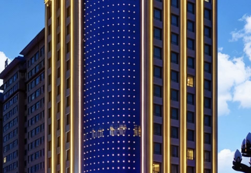 临潭亚欧国际饭店外景图