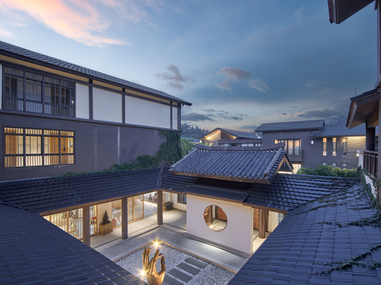 新兴禅域小镇南北居四合院