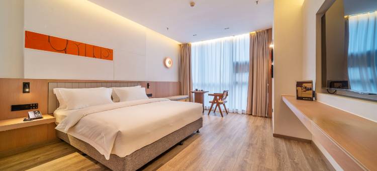 云见栖舍酒店(重庆观音桥步行街九街店)图片