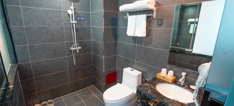 都市118连锁酒店(乡宁客运中心店)图片