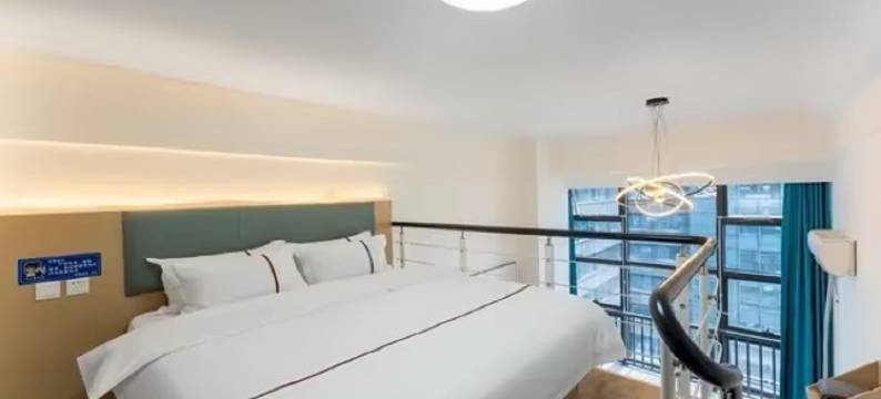 悠然轻宿影院民宿(济南火车站店)图片