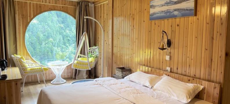 德钦小明的暖屋民宿图片