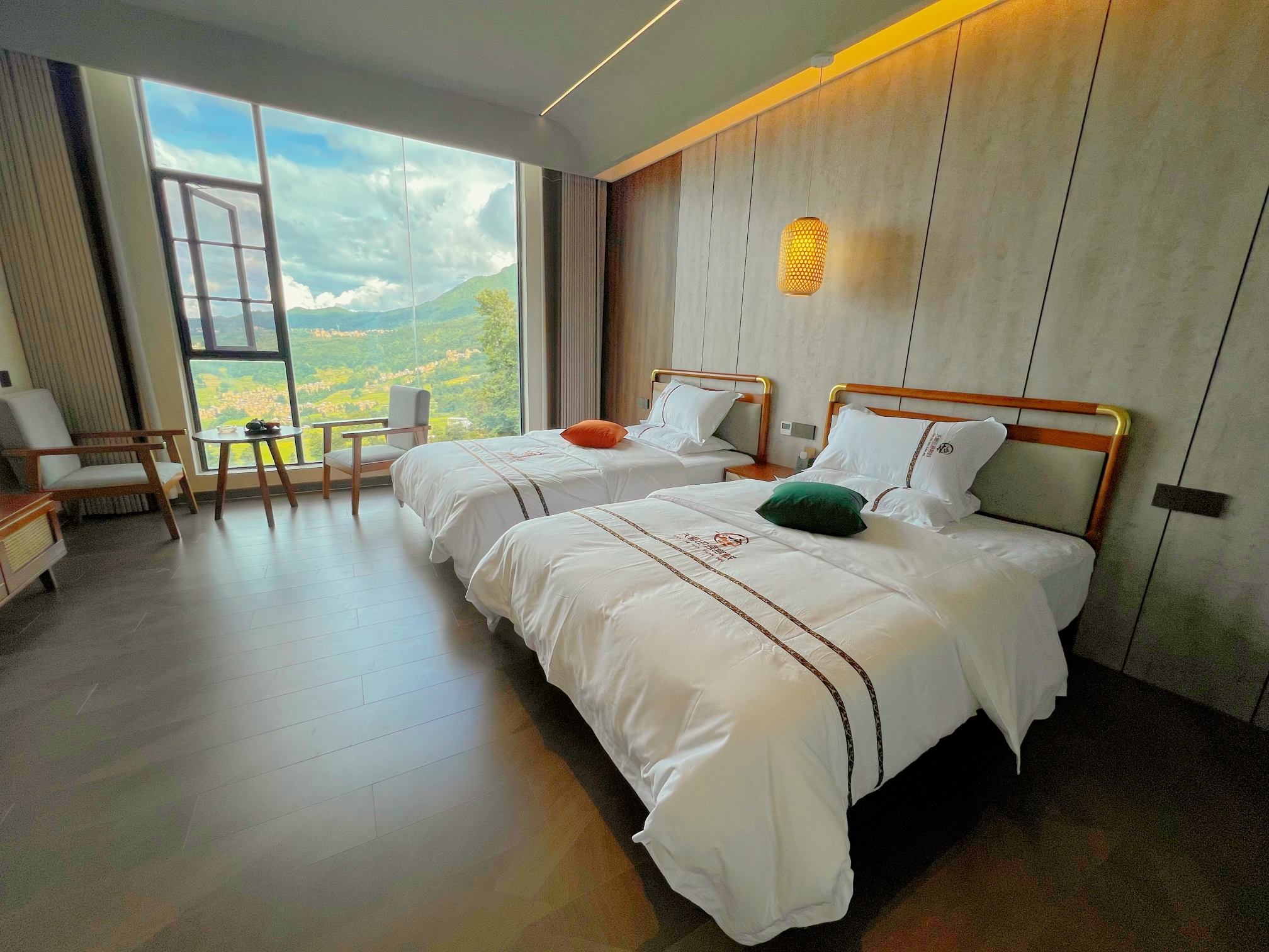 Yuanyang Tianchi Tianyuan Chinese Inn Over view