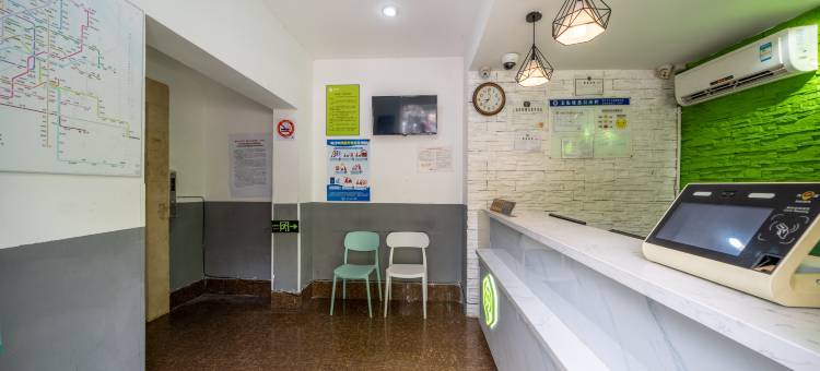 99优选酒店(上海南站罗秀路地铁站店)图片