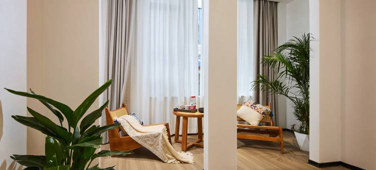 花筑·云庭花街民宿(五一广场IFS国金中心店)图片