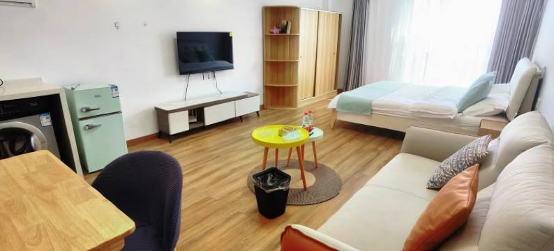 寒舍小居(凤凰中心广场店)图片