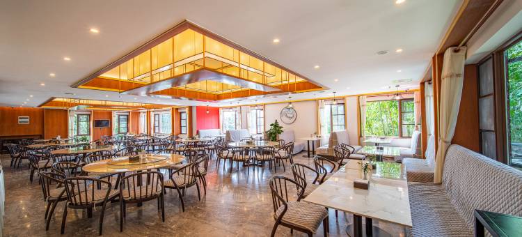 黄果树黔首居图片