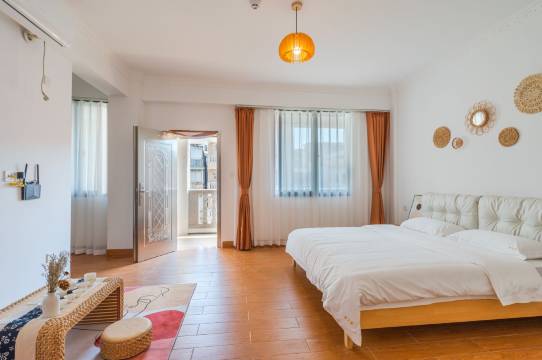 诗云涧民宿(厦门机场集美学村店)