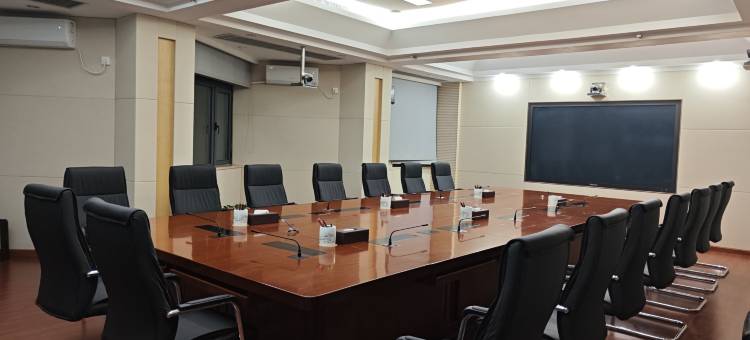 濮阳·怡来|MOSTWONDARFULMCMORYFAMLYFILMWORLD酒店(万达广场店)图片