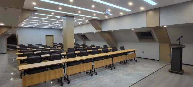 骏怡连锁酒店(呼钢南路地铁站店)图片