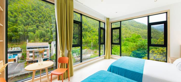 安吉青竹园·临溪·半空泳池·电梯房观景民宿图片