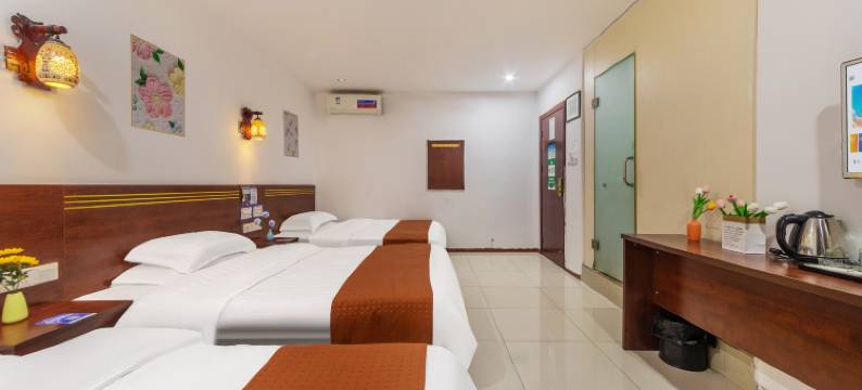 铂逸主题公寓(广州南站店)图片