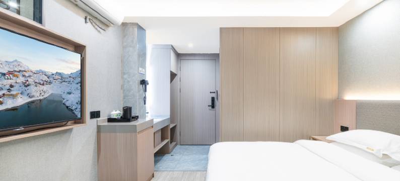 时光漫居酒店(衢州国金中心水亭门店)图片