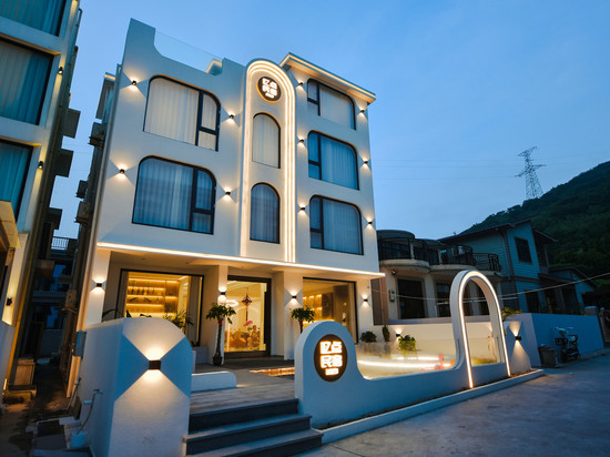 忆点民宿(嵊泗基湖沙滩南长涂沙滩店)