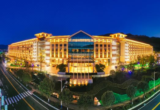 丽江晶玺希尔顿酒店（宋城千古情店）外景图