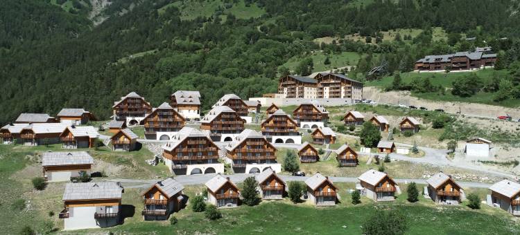 普拉劳司丹村奥达里斯住宿酒店(Résidence Odalys le Village de Praroustan)图片