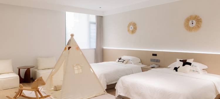 星越STARYUE·精品酒店(景德镇人民广场陶阳里景区店)图片