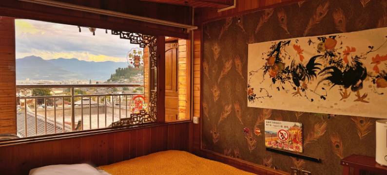 花墙月下观景客栈(古城大水车店)图片