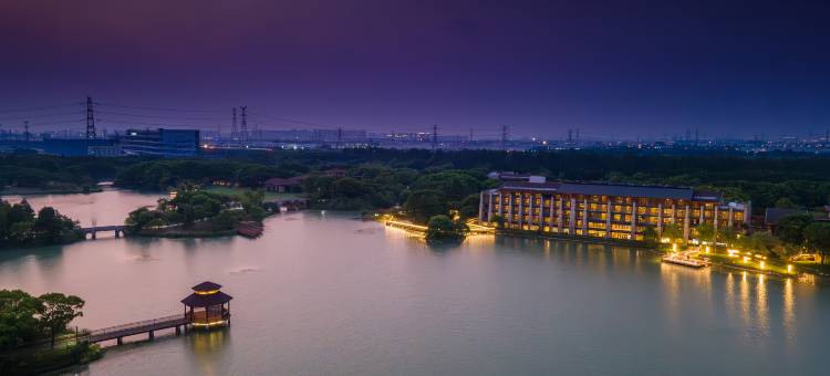 昆山花桥中城假日酒店图片
