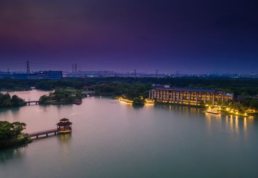 Holiday Inn KUNSHAN HUAQIAO by IHG over view