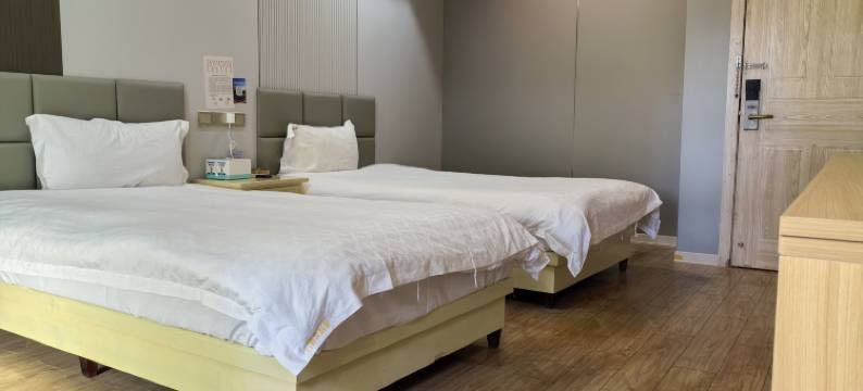 锦鸿宾馆(平江天岳汽车站店)图片