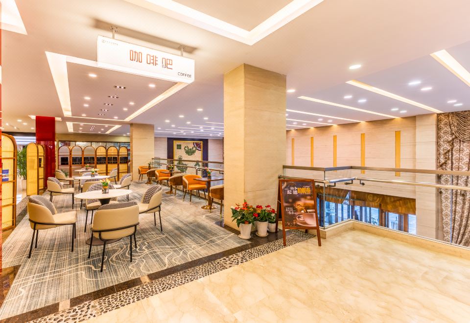  Hotel Overview