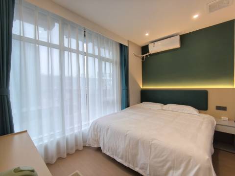 美心酒店(太原高铁南站东广场店)