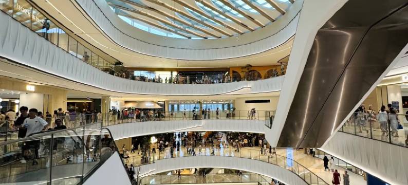 鹿鸣·设计师影院公寓(常州站五角场地铁站店)图片