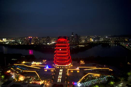 喜悦河畔酒店(兰州西站黄河楼店)图片