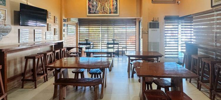 红多兹酒店@那牙圣克鲁兹(RedDoorz @ Sta Cruz Naga City)图片