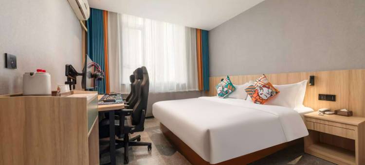 如家悠游电竞酒店(太原理工大学地铁站店)图片