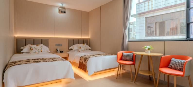 君怡酒店(昆明火车站双桥夜市风情店)图片